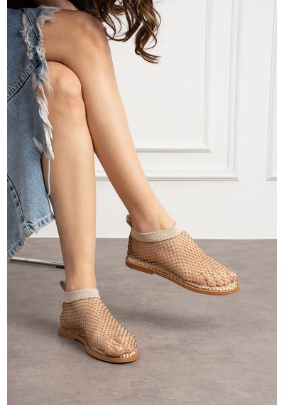 Dabab Shoes Kadın Bej File Taş Detaylı Lastikli Oliva Model Düz Taban Terlik Sandalet Dabab Shoes Kadın Bej File Taş Detaylı Lastikli Oliva Model Düz Taban Terlik Sandalet