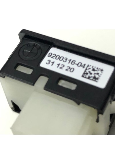Bmw F10 Bagaj Açma Düğmesi 61319200316