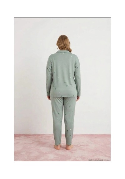 Pijamoni Kadın Büyük Beden Süet Kumaş Önü Düğmeli Şık Pijama Takımı Yeşil