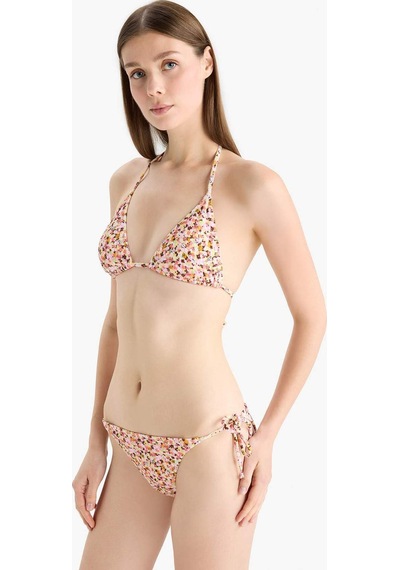 Defacto Regular Fit Çiçekli Bürümcük Bağcıklı Bikini Alt-fall İn Love E2577ax25smrd194 Kırmızı