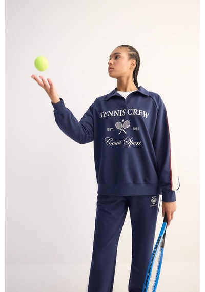 DeFactoFit Oversize Geniş Kalıp Polo Yaka Baskılı Sporcu Sweatshirt D7131AX25SPNV241