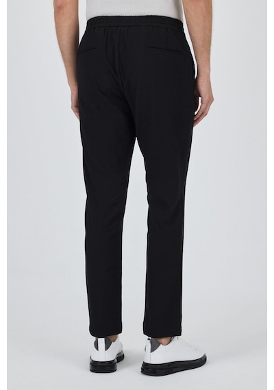 İmza Siyah Esnek Lastikli Yandan Cepli Casual Comfort Fit Jogger Pantolon 1003250210 Siyah İmza Siyah Esnek Lastikli Yandan Cepli Casual Comfort Fit Jogger Pantolon 1003250210 Siyah