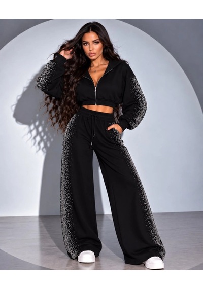 Zennamoda Kadın Taş Baskı Detaylı Fermuarlı Crop Sweatshirt Ve Geniş Paça Eşofman Takımı Siyah Zennamoda Kadın Taş Baskı Detaylı Fermuarlı Crop Sweatshirt Ve Geniş Paça Eşofman Takımı Siyah