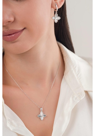 Tmt Silver Gümüş Yonca Lazer Kesim Kalem İşlemeli Kolye Küpe Set