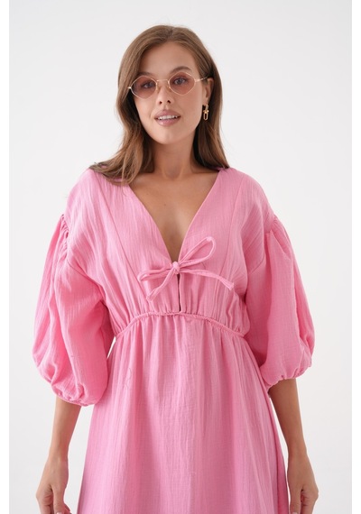 Mg Otantik %100 Pamuk V Yaka Müslin Kumaş Beli Lastikli İp Detaylı Kısa Kol Elbise Mg-2025 Pembe Mg Otantik %100 Pamuk V Yaka Müslin Kumaş Beli Lastikli İp Detaylı Kısa Kol Elbise Mg-2025 Pembe