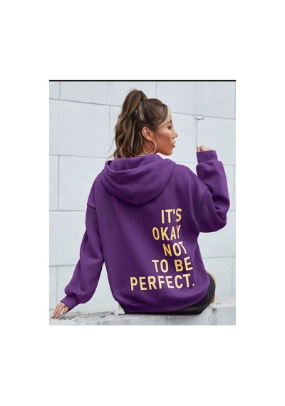 Medinenur It's Okay Arka Baskılı Kapüşonlu Cepli Sweatshirt Mor