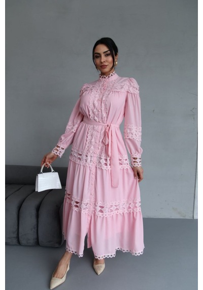 Wellway Jennyfer Krep Kumaş & Dantel Detaylı Astarlı Düğmeli İç Göstermeyen Elbise Pembe Kemer Dahildir Pembe Wellway Jennyfer Krep Kumaş & Dantel Detaylı Astarlı Düğmeli İç Göstermeyen Elbise Pembe Kemer Dahildir Pembe