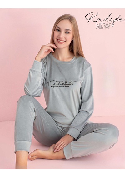 Pijamerry Kadın Kışlık Bisiklet Yaka Kadife Pijama Takımı 3023g - 1 Adet Gümüş Pijamerry Kadın Kışlık Bisiklet Yaka Kadife Pijama Takımı 3023g - 1 Adet Gümüş