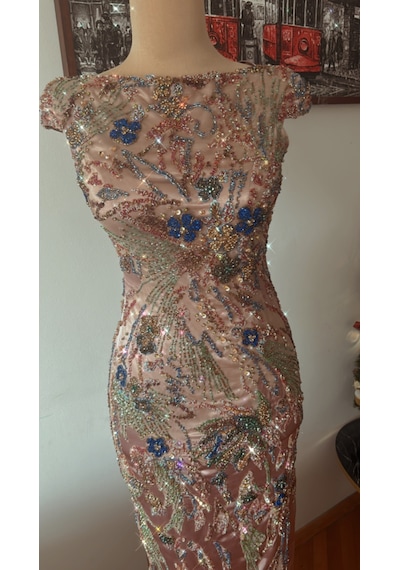 Chica Rosa Fashion Kristal Boncuk İşlemeli İpek Saten Kuyruklu Elbise