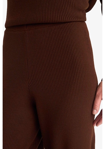 Defacto Regular Fit Düz Paça Pantolon D6912ax25wnbn227 Kahve