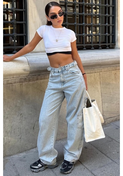 Açık Mavi Kargo Kemer Detaylı Baggy Kadın Jean Mg2874