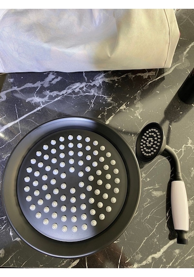 İsaoğlu Yapı Siyah Duş Seti Ve Siyah Banyo Bataryası Vintage Model Komple Pirinç Siyah Robot Duş Siyah