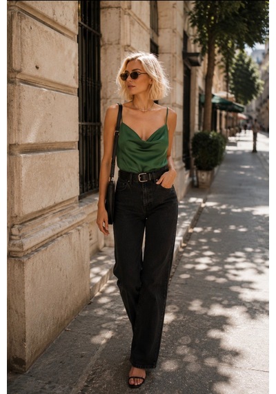 Efortless Chic Saten Degaje Yaka Askılı Bluz Yeşil