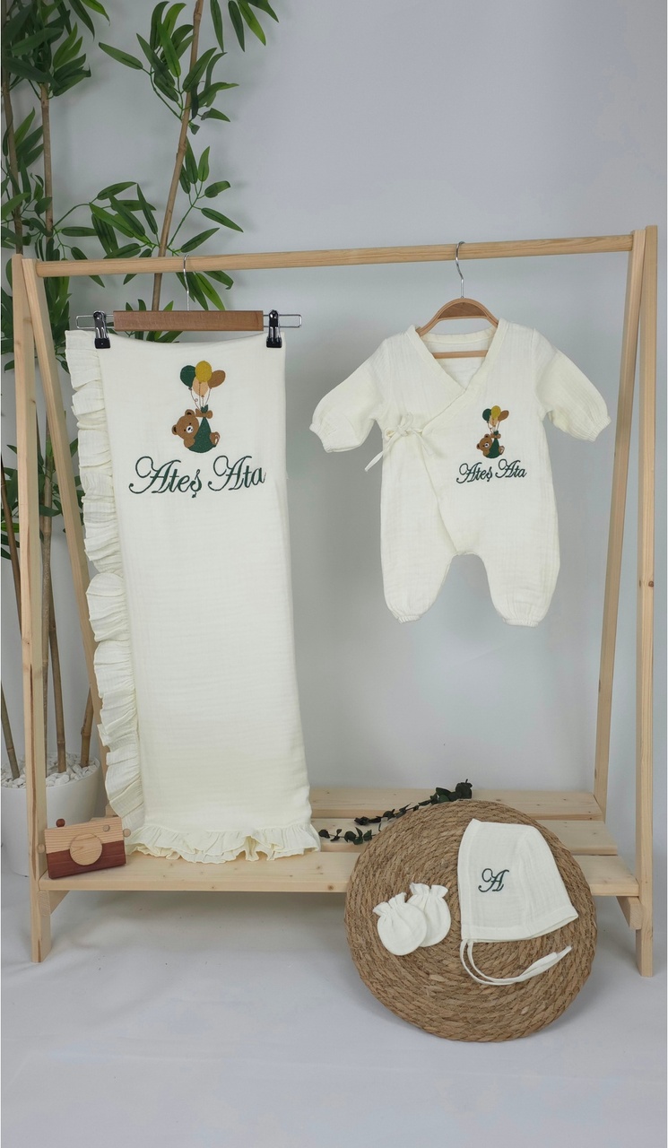 Gros Shop Müslin Yeni Doğan 4katlı Organik %100pamuk Kişiye Özgü Nakışlı Hastane Çıkış Seti-yeşil Ayıcık Balon Ekru-1