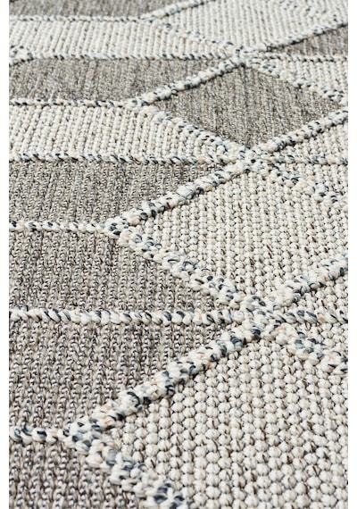 Soho Sh 03 Grey Hav Vermeyen Özel Ipler Ile Üretilen Etnik Örgü Desenlere Sahip Makine Halısı