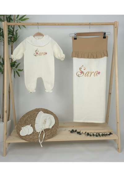 Gros Shop Müslin Yeni Doğan 4katlı Organik %100pamuk Kişiye Özgü Nakışlı Hastane Çıkış Seti Papatya Model-13 Ekru
