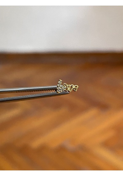 316 L Cerrahi Çelik Dudak Piercing Kıkırdak Helix Tragus Conch Zirkon Taşlı Figürlü Piercing Altın - Beyaz - Siyah 316 L Cerrahi Çelik Dudak Piercing Kıkırdak Helix Tragus Conch Zirkon Taşlı Figürlü Piercing Altın - Beyaz - Siyah