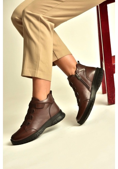 Fox Shoes Z555560903 Kahverengi Hakiki Deri Comfort Ortopedik Taban Kadın Bot