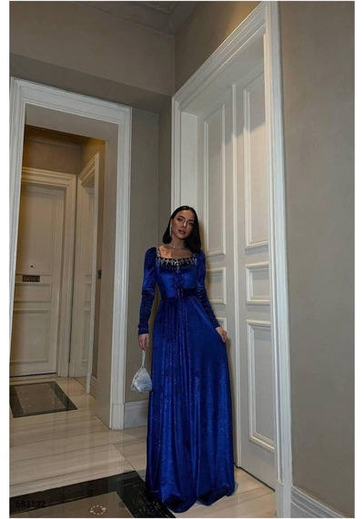 Lior Design Kadın Minimal Tasarım Kare Yaka Kemerli Uzun Kollu Abiye Elbise Saks