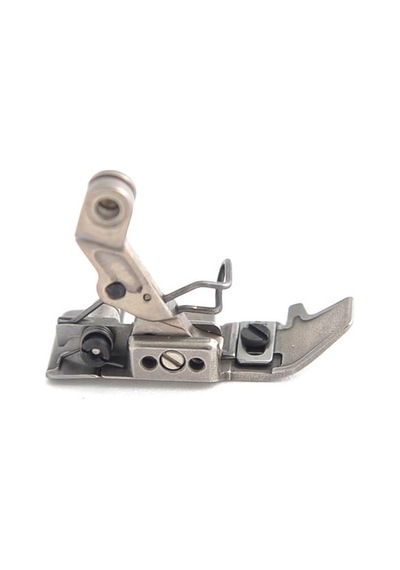 Juki Overlok 6700 Seri 5 İp Penye Ayak / 121-53763
