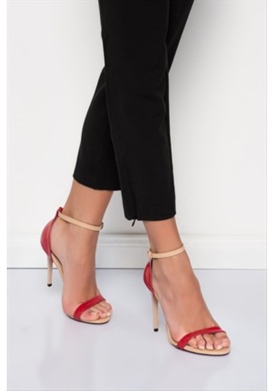 Fox Shoes Kırmızı/Ten Rugan Kadın Topuklu Ayakkabı 7749112608