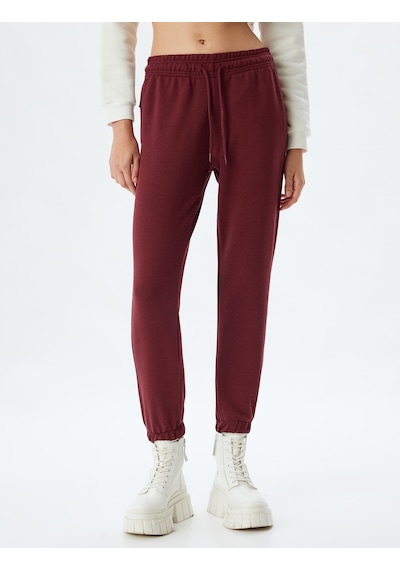 Koton Jogger Eşofman Altı Cep Detaylı Beli Bağcıklı Nervürlü Rahat Kalıp Bordo 5wal40026ık Bordo Koton Jogger Eşofman Altı Cep Detaylı Beli Bağcıklı Nervürlü Rahat Kalıp Bordo 5wal40026ık Bordo