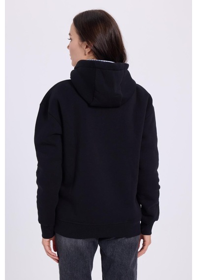 Tudors Kadın Oversize Geniş Kesim Pamuklu Yumuşak Dokulu İçi Polarlı Baskılı Siyah Kapüşonlu Sweatshirt-41535 SiYAH Tudors Kadın Oversize Geniş Kesim Pamuklu Yumuşak Dokulu İçi Polarlı Baskılı Siyah Kapüşonlu Sweatshirt-41535 SiYAH