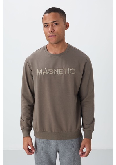 Tommy Life Koyu Bej Yazı Nakışlı O Yaka Rahat Form İçi Polarlı Erkek Sweatshirt - 88020 Koyu Bej