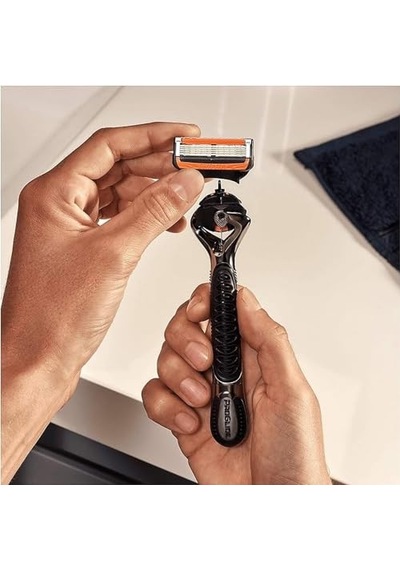 Proglide Power Tıraş Bıçağı, 8 Yedek Bıçak, Islak Tıraş Makineleri İçin, Erkekler İçin, 5 Kat Bıçak Ağz