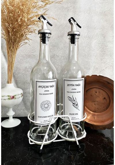 Beyaz Standlı Akıtıcılı Şeffaf 750 Ml Beyaz Etiketli Yağlık Yağda