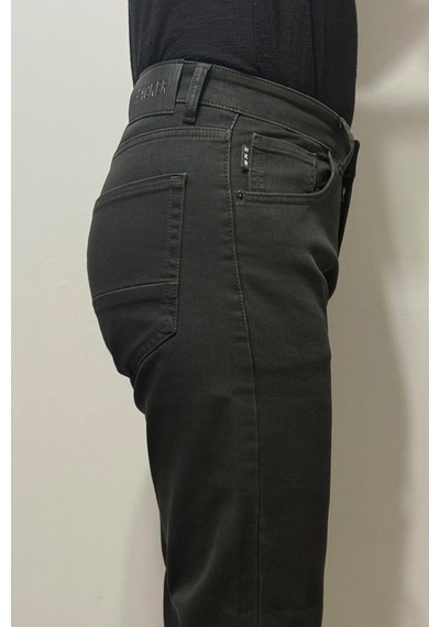 Hacker Denim Hacker Dmctekstil Erkek Haki Yeşil Y 1100 Yüksek Bel Rahat Kesim Boru Paça Jean Pantolon Hacker Denim Hacker Dmctekstil Erkek Haki Yeşil Y 1100 Yüksek Bel Rahat Kesim Boru Paça Jean Pantolon