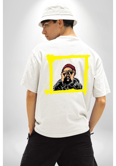 Fantastik Sanatsal Yeni Nesil Kırmızı Bere El İle Dürbün Beyaz Oversize Unisex Ön Ve Sırt Baskılı Tişört Beyaz