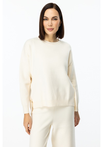 On Kadın Oversize Uzun Kol Minimalist Kazak - Günlük Kullanım İçin İdeal Krem