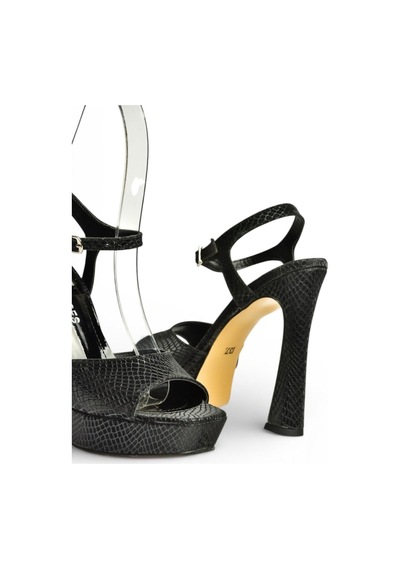 Fox Shoes U246082507 Siyah Yılan Baskı Platform Topuklu Kadın Ayakkabı Siyah