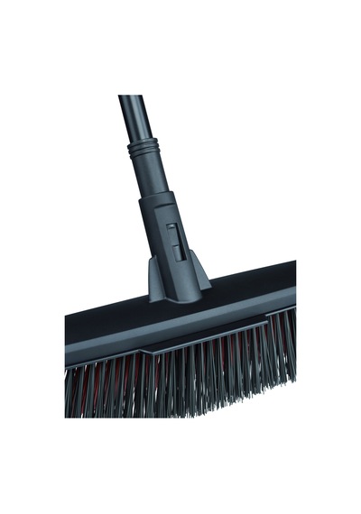 Fiskars Solid Bahçe Süpürge Saplı L