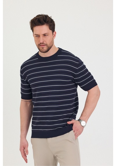 Tarz Cool Erkek Bisiklet Yaka Çizgi Detaylı Kısa Kollu Ince Triko T-shirt Lacivert