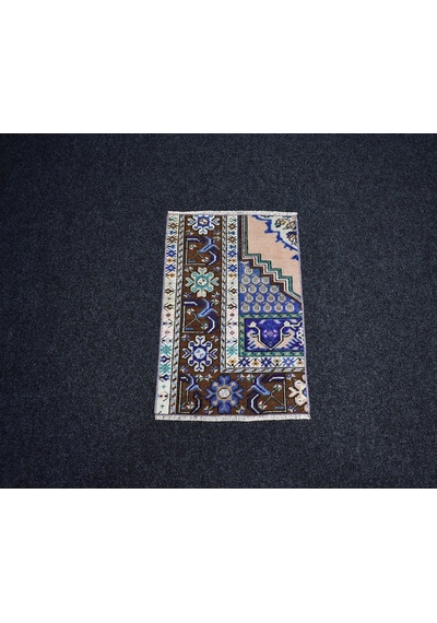 Zehra Abla Halı Vintage El Dokuma Capcanlı Mucur Kırşehir Yün Halı 6722 Çok Renkli