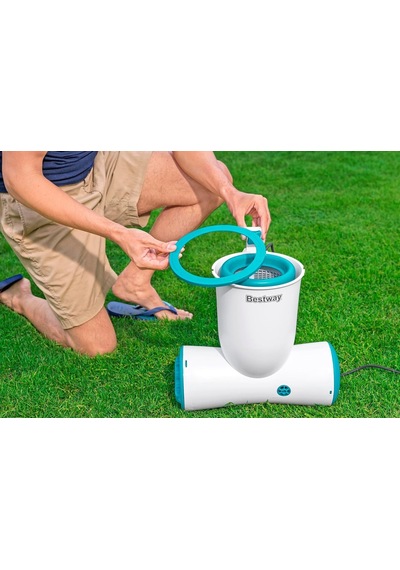Skimatic 2 574 Litre Filtre Pompası Ve Sıyırıcı 40,5 Cm X 25 Cm X 42,5 Cm Yeşil/beyaz
