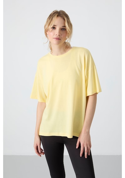Tommy Life Sarı Penye Modal Yumuşak Tuşeli Oversize Fit Basic Kadın T-shirt- 97285 Sarı Tommy Life Sarı Penye Modal Yumuşak Tuşeli Oversize Fit Basic Kadın T-shirt- 97285 Sarı