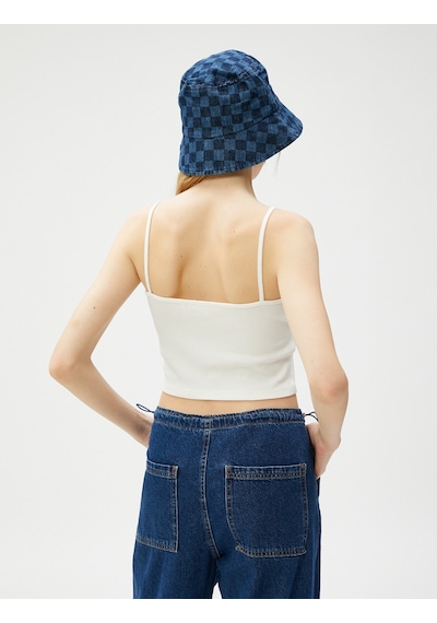 Koton Crop Atlet Halter Yaka Dar Kesim Ekru 3sal30172ık 3SAL30172IK010