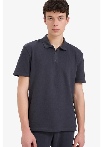 DeFacto Regular Fit Polo Yaka Kısa Kollu Dokulu Tişört E4027AX25SPAR214 DeFacto Regular Fit Polo Yaka Kısa Kollu Dokulu Tişört E4027AX25SPAR214