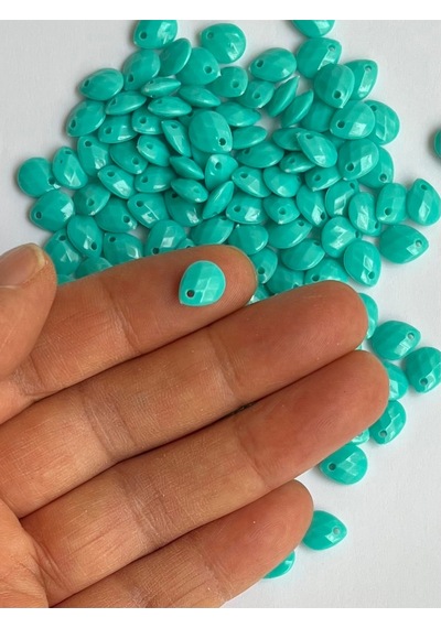 Turkuaz Oya, Abiye, Havlu, Takı, Örgü Vb. Plastik Gözyaşı Damla Boncuk. 25gr. Tahmini 190 Adet.