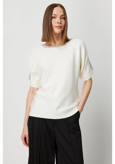 On Fashion Kadın Yakası Ve Kolları Taşlı Ekru Yarım Kol Kazak 65421 Ekru