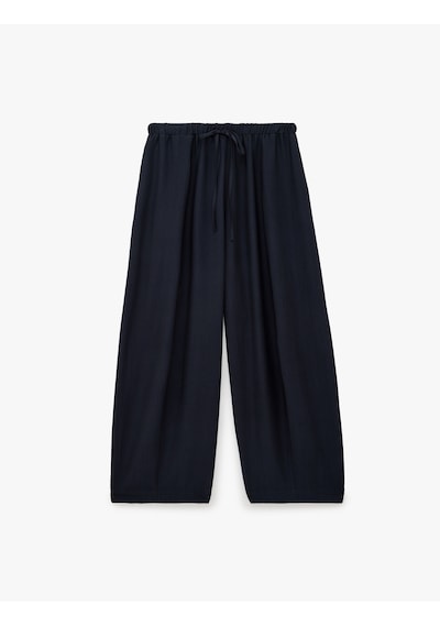 Koton Viskon Kumaş Beli Bağcıklı Loose Fit Cepli Balon Pantolon Lacivert 7wak40043pw
