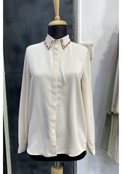 Pera Moda Yakası Taşlı Basic İç Göstermeyen Şık Gömlek Taş