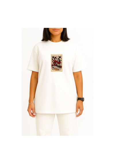Bahriyeli Collection Oversize Whte Stripes Göğüs Baskılı Unisex T-shirt Beyaz Bahriyeli Collection Oversize Whte Stripes Göğüs Baskılı Unisex T-shirt Beyaz