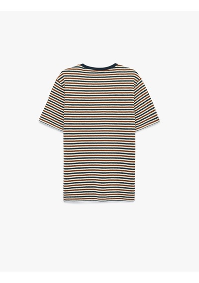 Koton Regular Fit Bisiklet Yaka Kısa Kollu Çizgili Tişört Lacivert Çizgili 6sam10379mk