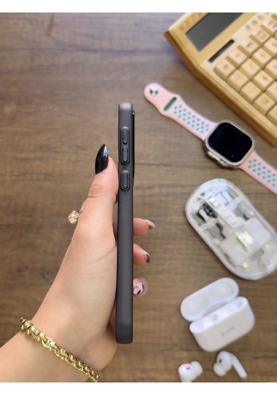 Samsung Galaxy S23 Fe Uyumlu Süper İnce Mat Ultra Thin Silikon Kılıf Buzlu Siyah