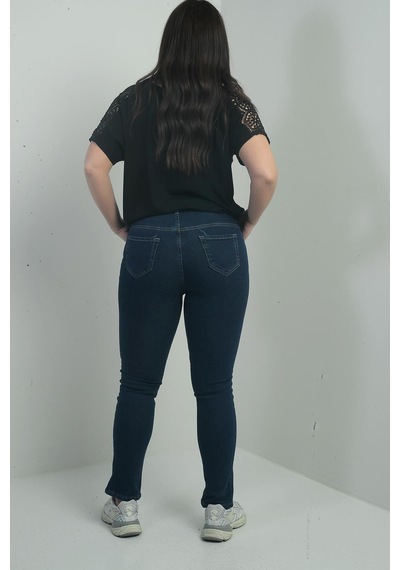 By Saygı Kadın Yüksek Bel Boru Paça Likralı Büyük Beden Kot Pantolon-40349 Koyu Lacivert By Saygı Kadın Yüksek Bel Boru Paça Likralı Büyük Beden Kot Pantolon-40349 Koyu Lacivert