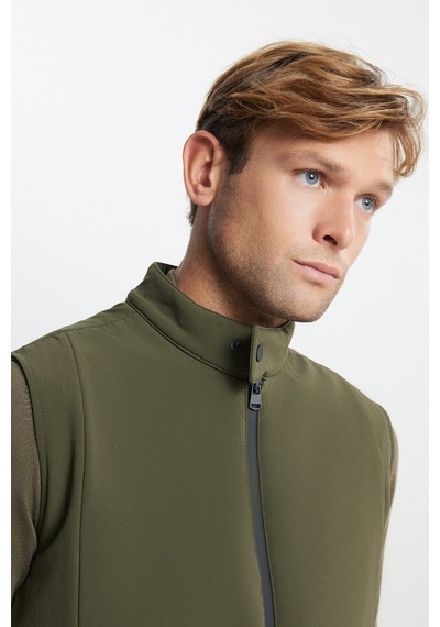 AC&Co / Altınyıldız Classics Erkek Standart Fit Normal Kesim Dik Yaka Casual Yelek - Haki